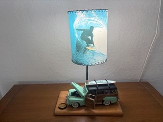 Lamp surfing woody