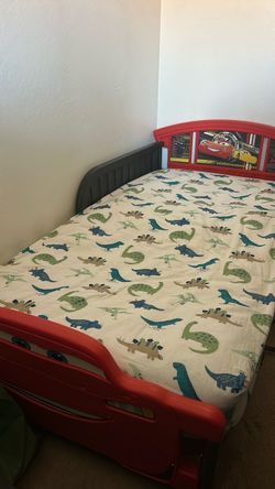 Toddler Bed - Pixar Cars Red