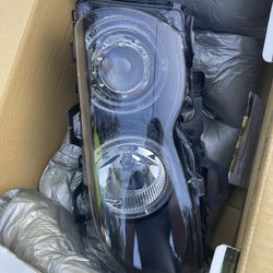 BMW E46 Eagle Eyes Projector Headlights (2002–2005 3 Series Sedan) – NEW – 