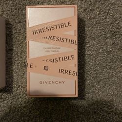 Authentic Givenchy Perfume Eau De Parfum Very floral