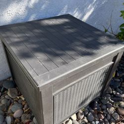 Big Outdoor  Container Perfect  For Toys Or Pool Area 
