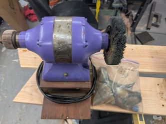 Vintage 6" Back & Decker bench grinder