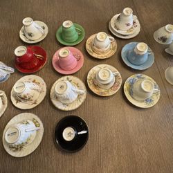 Sutherland Fine Bone China: 14 Teacups w/Saucers + 2 Cream/Sugar Sets + 1 Mug
