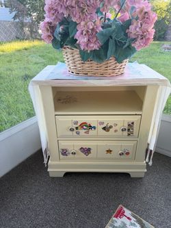 Bedside table