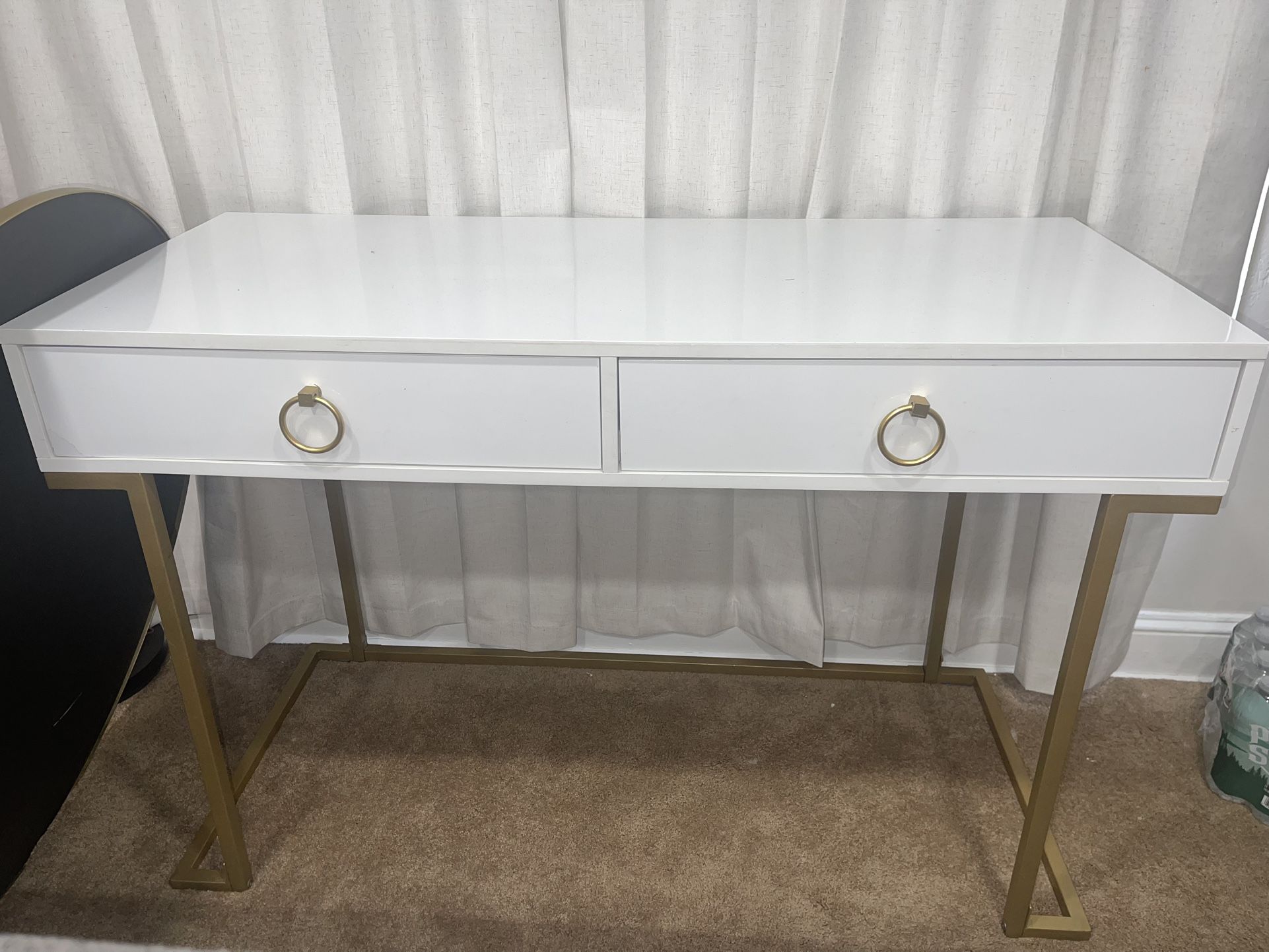 Entry Way Table