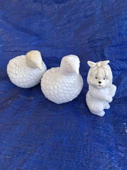 AVON ANIMAL COLLECTION