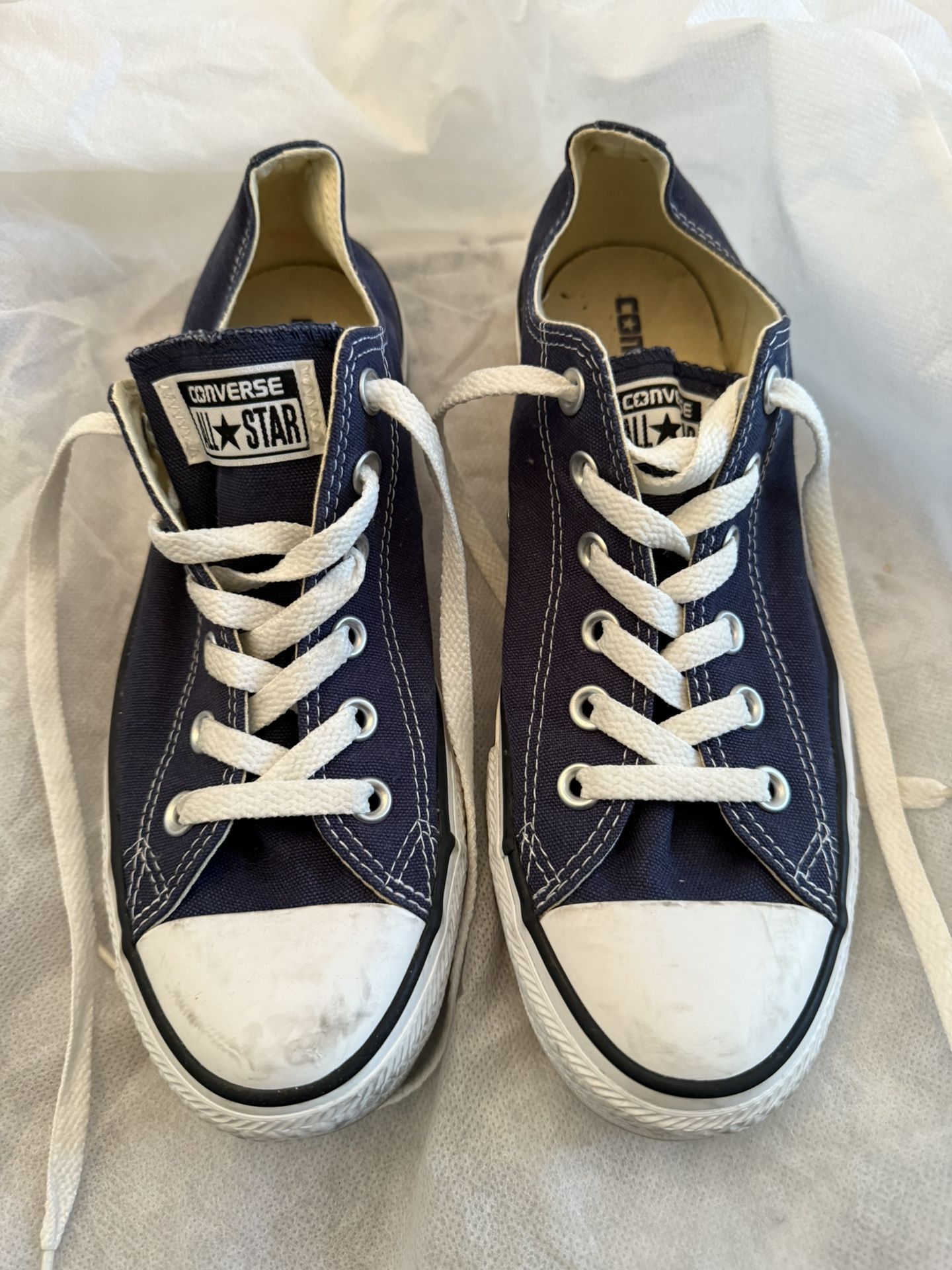 Woman Tenis Shoes Size 9 Converse