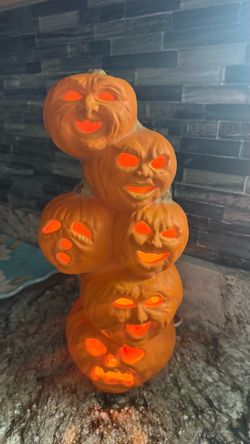 Stacked Jack-o-Lantern Halloween Light-Up Decoration