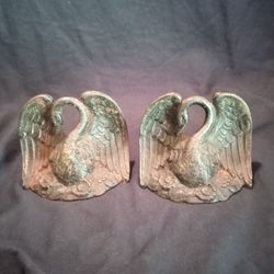 Vintage Cast Iron Swan Bookends