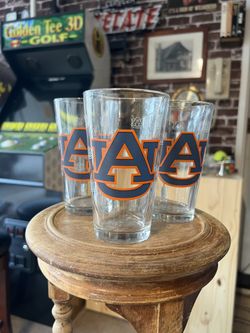3 Brand New Authentic Etched Auburn Tigers Pint Glasses