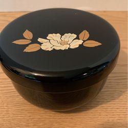 Black lacquer brown bento, jewelry, trinket box tan flowers with gold leaves red interior 5” x 3”  A2