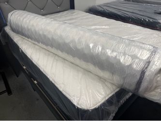 Cama full con Colchon De Quality Enrollado
