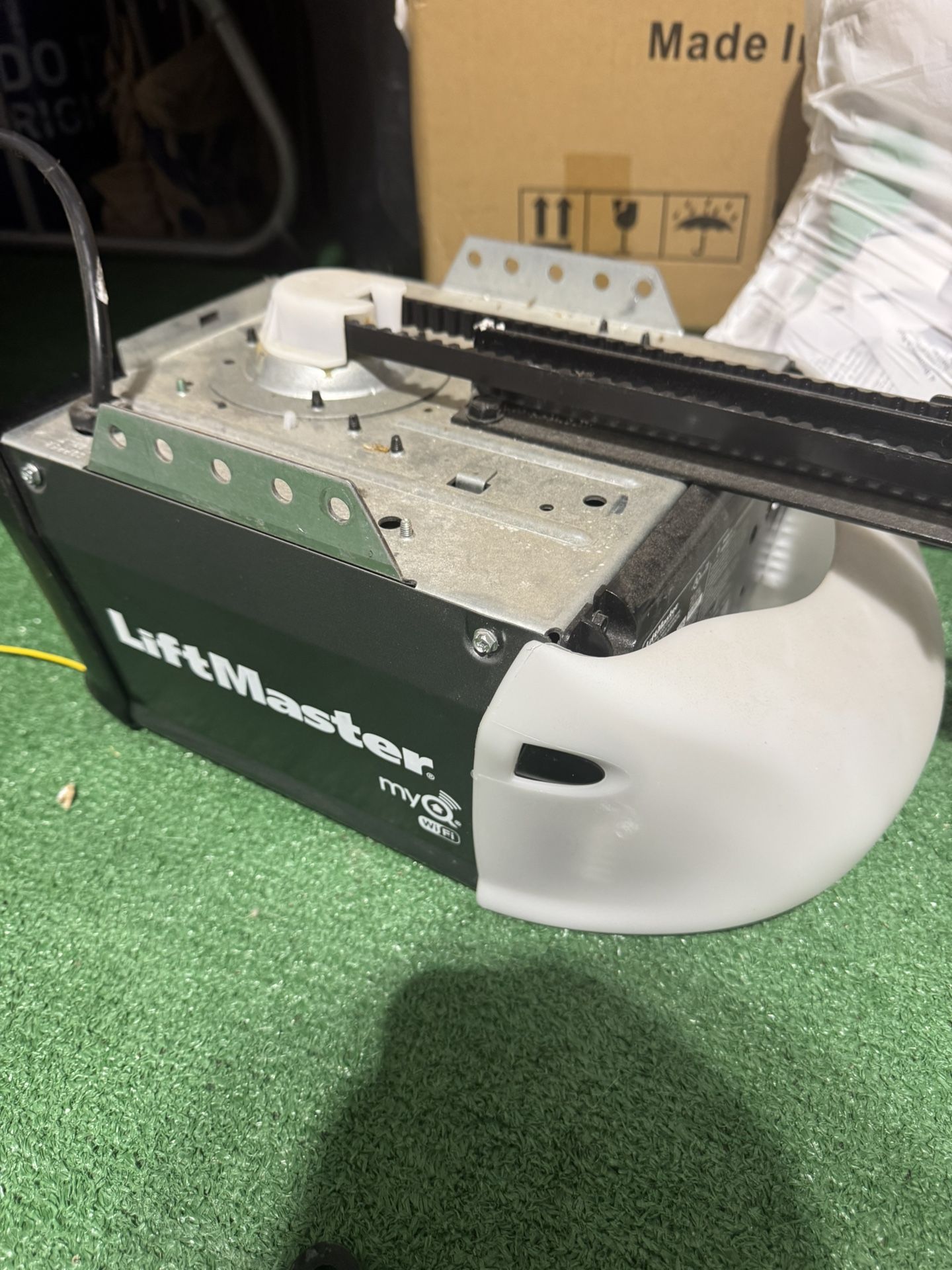 Lift master Garage Door Opener