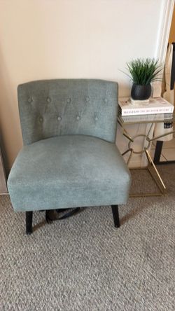 Teal suede accent seat, excellent condition