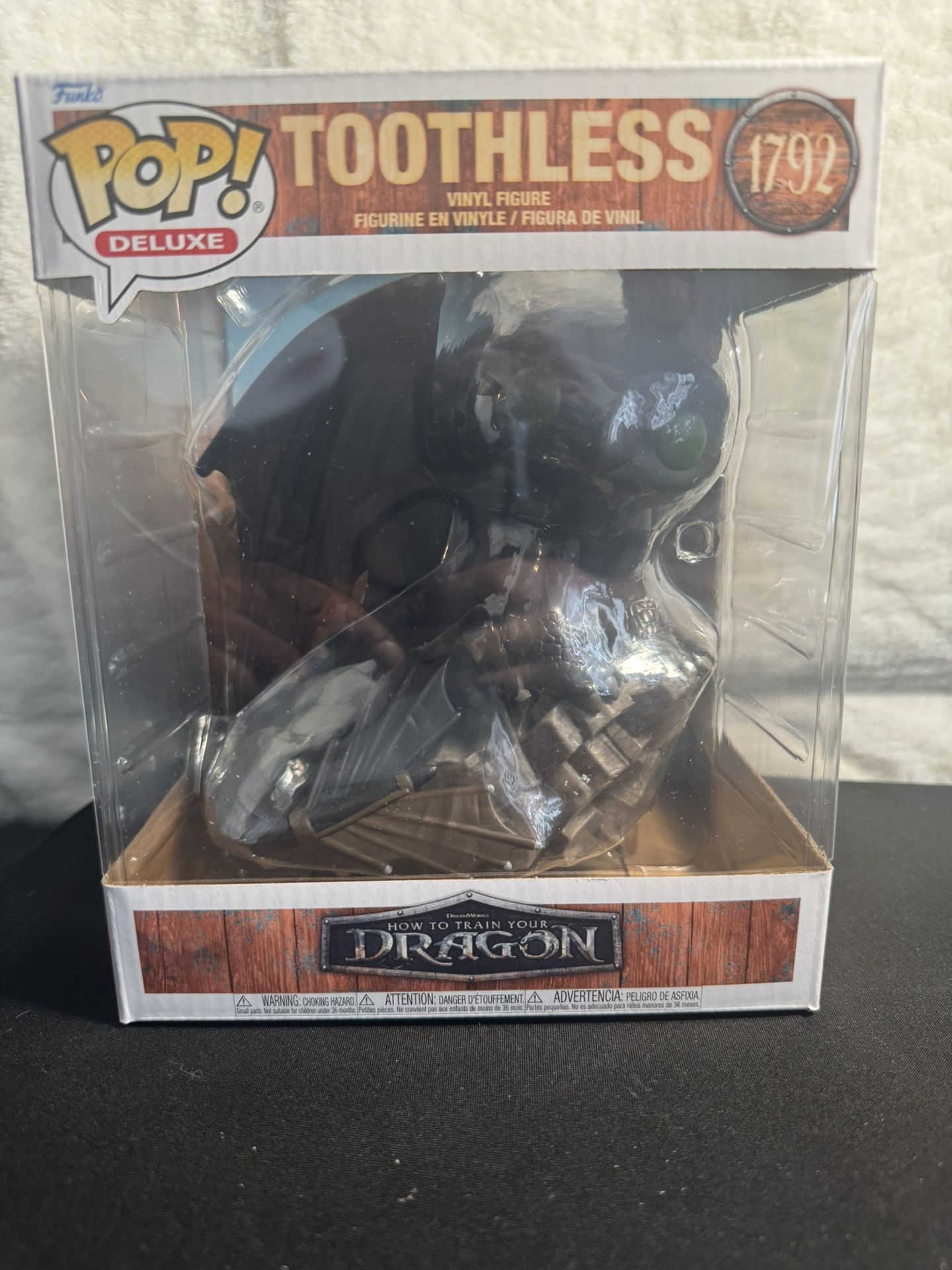 Funko Pop Deluxe: How to Train Your Dragon – Toothless Vinyl Figure