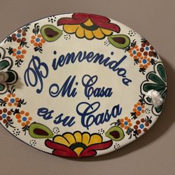 Bienvenidos  Welcome Sign 