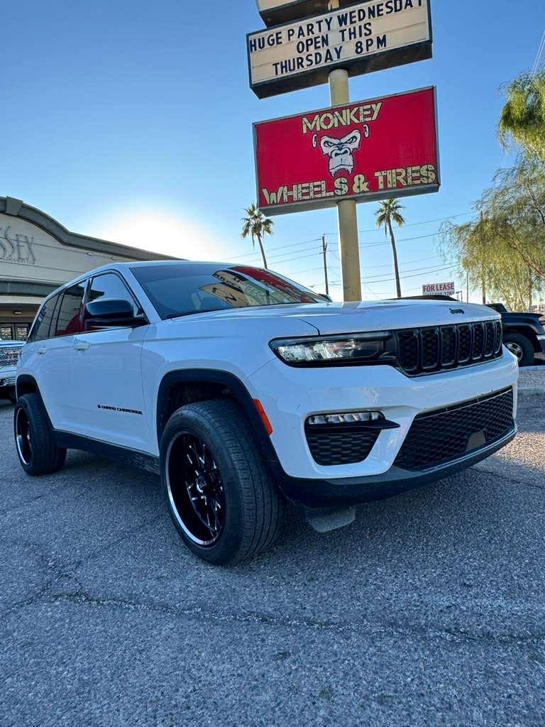 20x10 Rogue Wheels And Tires 265/50/20 Advanta 