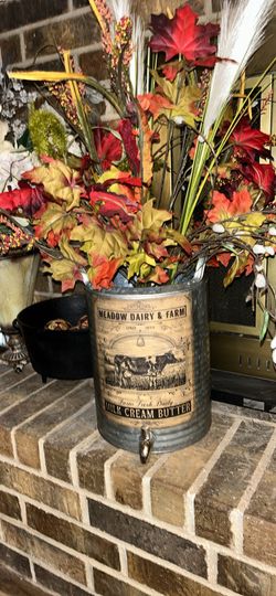 Farmhouse Vintage Style Milk Can With Floral