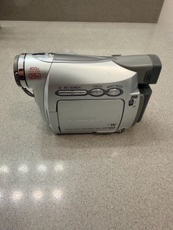 Canon MiniDV ZR100 Camcorder Bundle