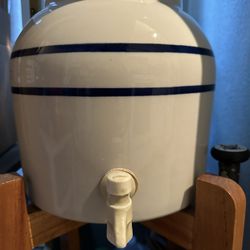 Water Dispenser Crock