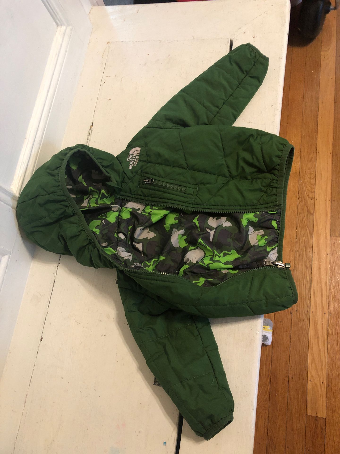 Northface boys reversible jacket 12-18 months