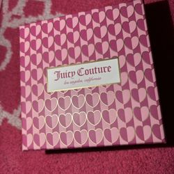 Juicy Couture 7.5 Yellow Gold Plated Pink Stone Heart Toggle Bracelet