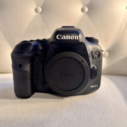 Canon 7D Mark II
