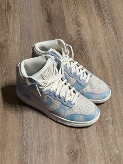 Nike Dunk High SE Clouds W 10.5 / Mens 9