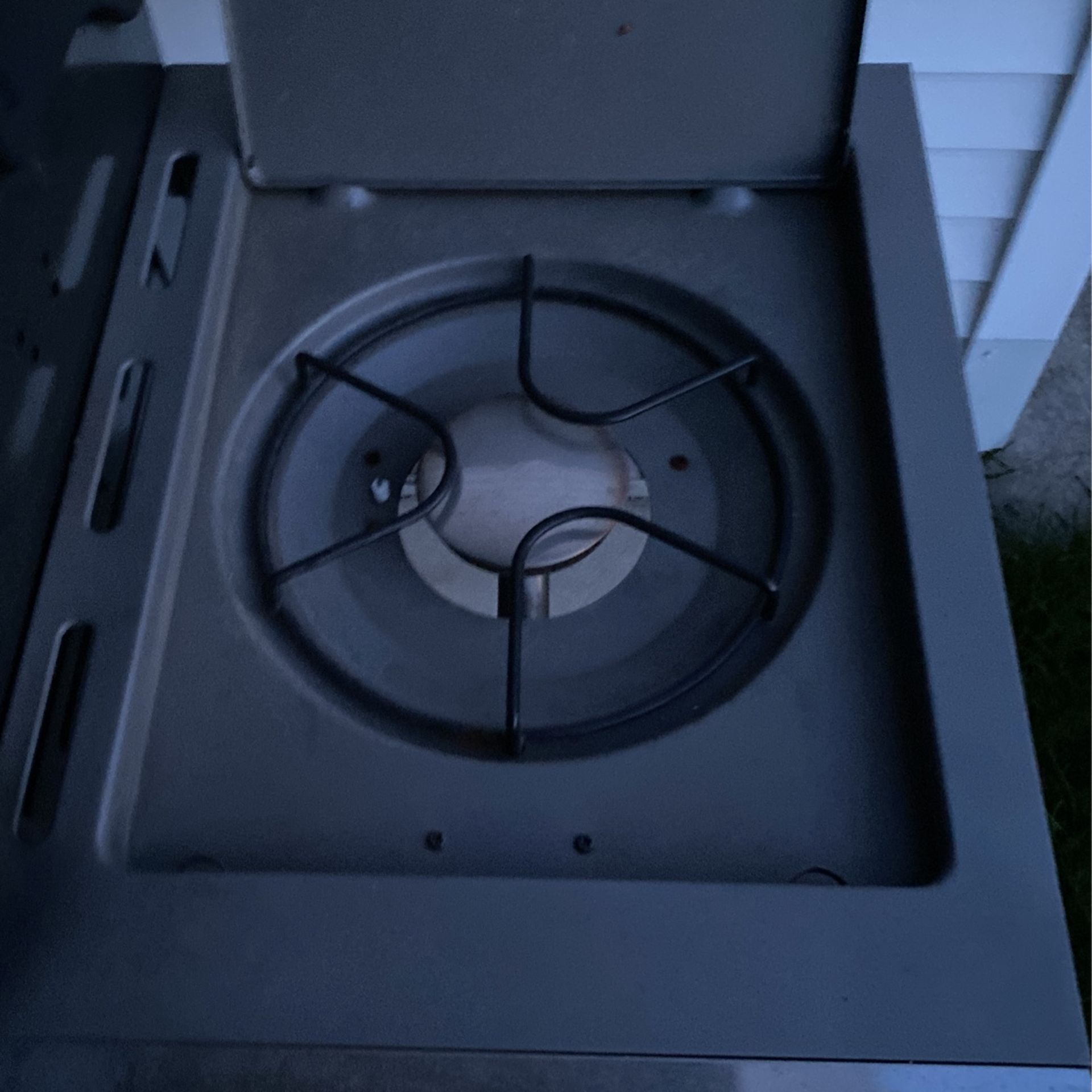 grill gas propane stainless by Savor Pro with temperature gauge and