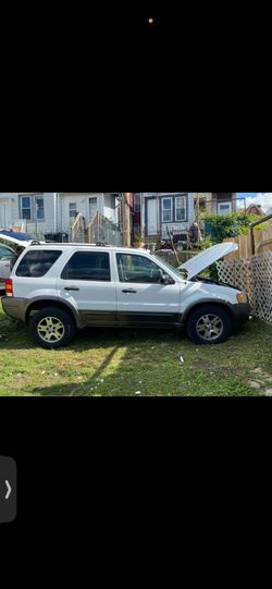 2004 Ford Escape