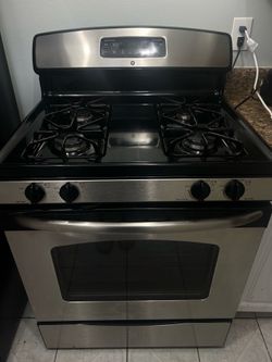 Gas stove