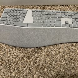 Ergonomic Surface keyboard