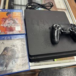 PlayStation 4 PS4 500gb Slim  With Games And Controller 