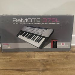 Novation ReMOTE 37 SL MIDI Controller