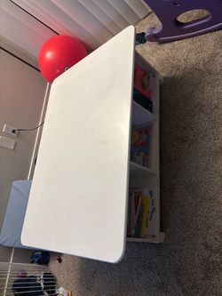 Kids table