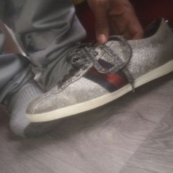 Gucci Shoes Size 9