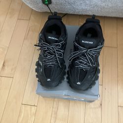Balenciaga tracks with LED