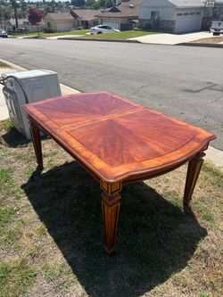 Dinning Table with 6 chairs