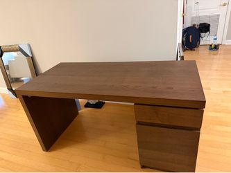 Modern Executive Office Desk – Dark Wood with Storage