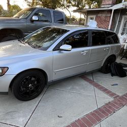 2005 - 2007 OEM VOLVO V50 REAR LEFT DRIVER SIDE DOOR SHELL PANEL
