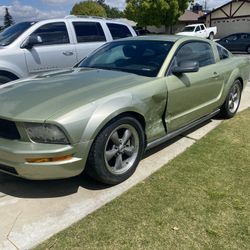 2005 Ford Mustang