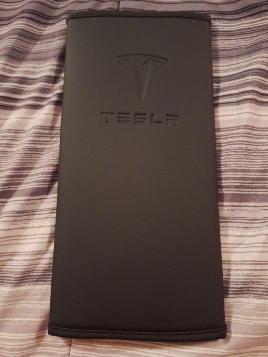 Tesla Armrest Pad