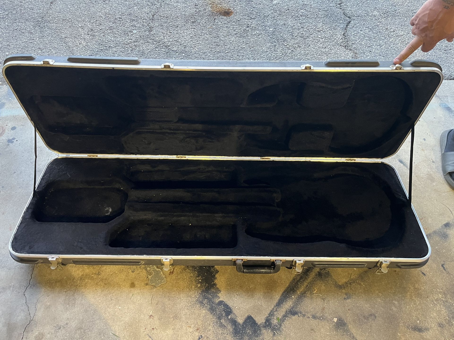 Ernie Ball Music Man Bass Guitar Case