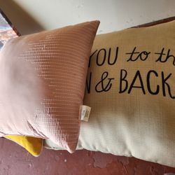 Throw Pillows