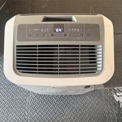 DeLonghi Portable Air Conditioner PAC EM375WRC 