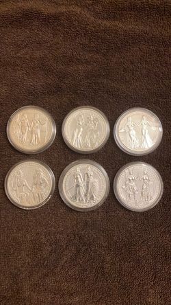 Set of 6 Silver Collectible  Coins in Capsules