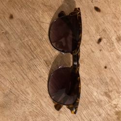 Women sunglasses