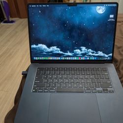 M3 MacBook Air | 15-inch | 16GB RAM | 256GB SSD