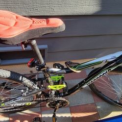 Mountain Bike  Dynacraft