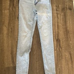 Levi's 721 High Rise Skinny Women's Jeans. Size 29. Used. Great Condition. 
